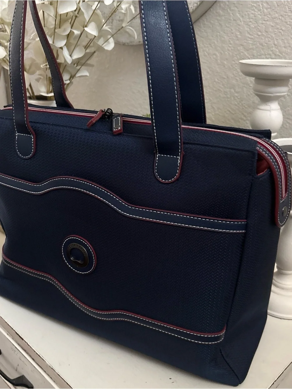 Delsey Paris Chatelet Air 2.0 Laptop shoulder bag-blue EUC